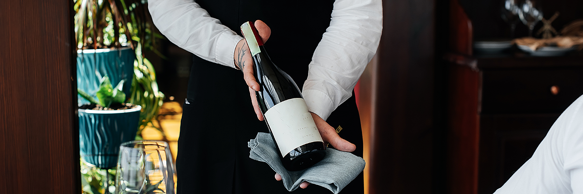 1. What Is a Sommelier—And Why Pursue It?
